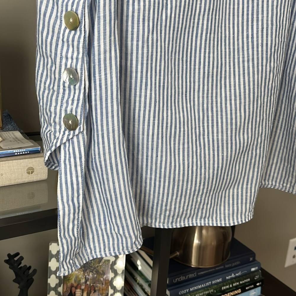 J. Jill Blue and White Linen Button Down Tank Top - Picture 10 of 10